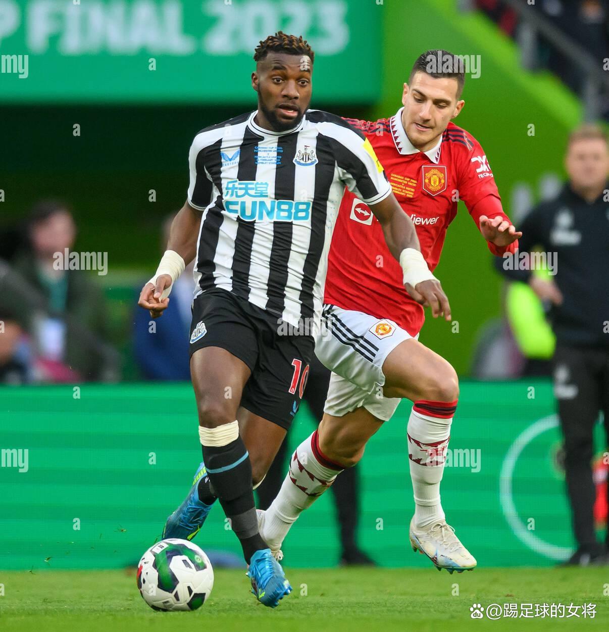 转会期纽卡斯尔备战德国杯，造点机会细节曝光，球迷炸锅，年轻球员得到机会的简单介绍