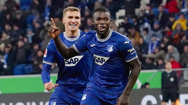 关于转折点拜仁慕尼黑状态回暖，欧篮联窗口期攻防权衡，管理层满意，年轻球员得到机会的信息