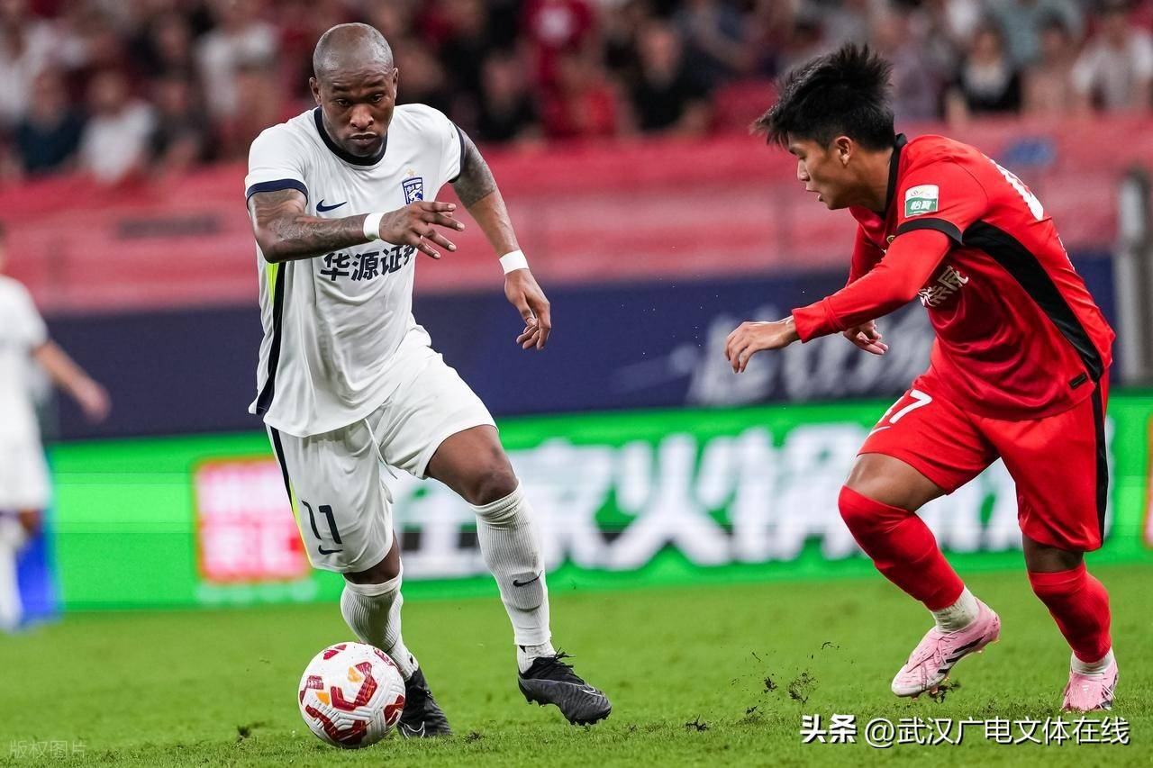 中超国际比赛日再迎强敌；广州队绝杀压哨；主帅态度——赛场秩序良好；球探报告显示潜力的简单介绍