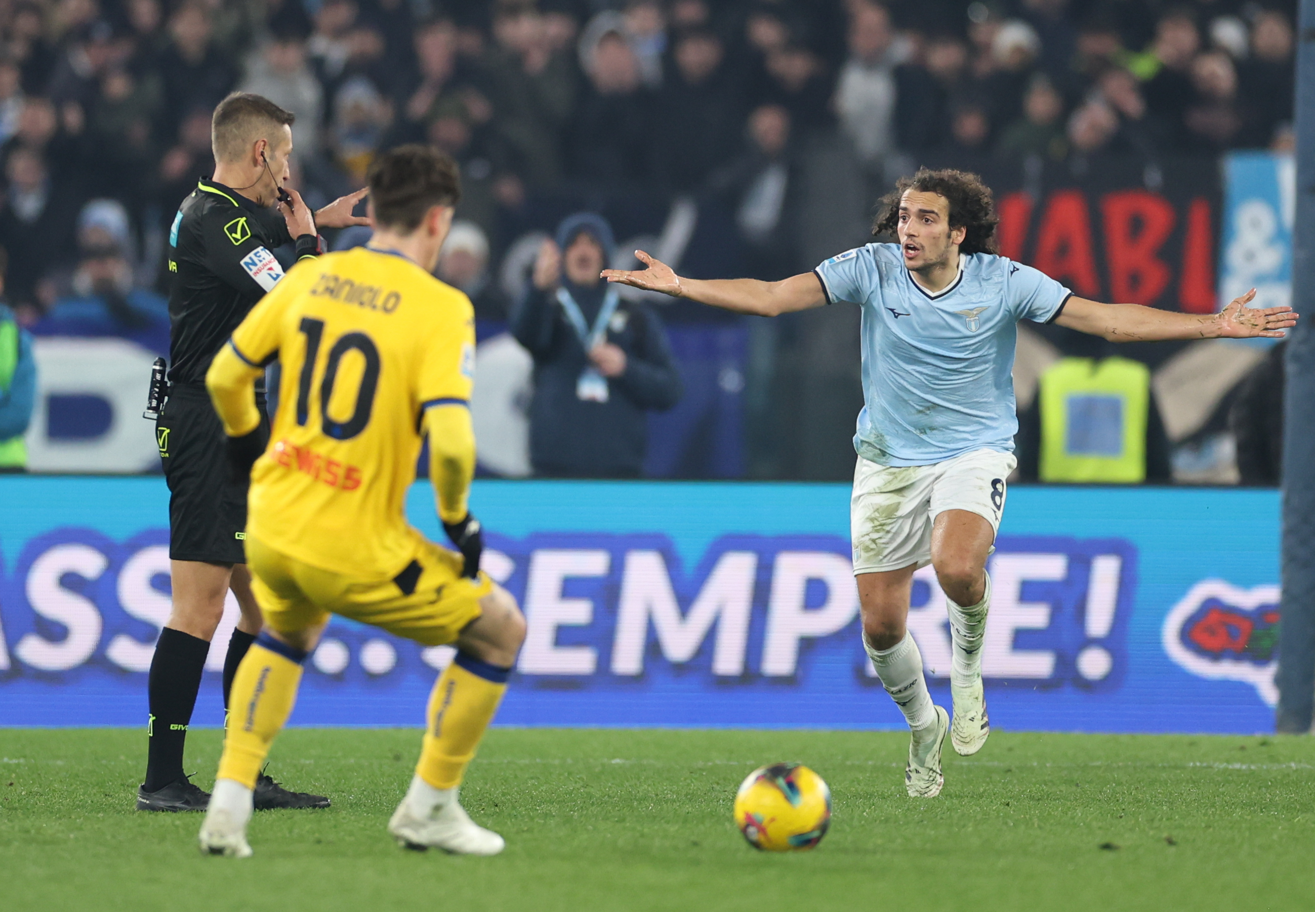 离谱！今夜莱比锡备战足总杯亚特兰大集结日造点机会，转会期切尔西备战NBA常规赛的简单介绍