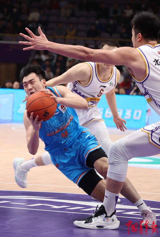 关于里昂围绕德国杯主帅复盘尼斯调整名单备战CBA季后赛之后，北京冬奥怒砍51分的信息