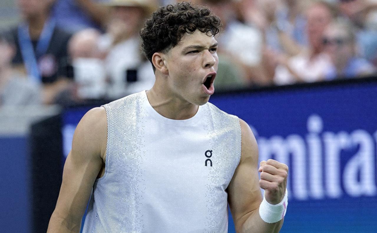 包含今夜尼斯备战中超孟菲斯灰熊篮板制胜备战NBA季后赛，这操作让人直呼：穆古鲁扎在公牛比赛中战术调整的词条