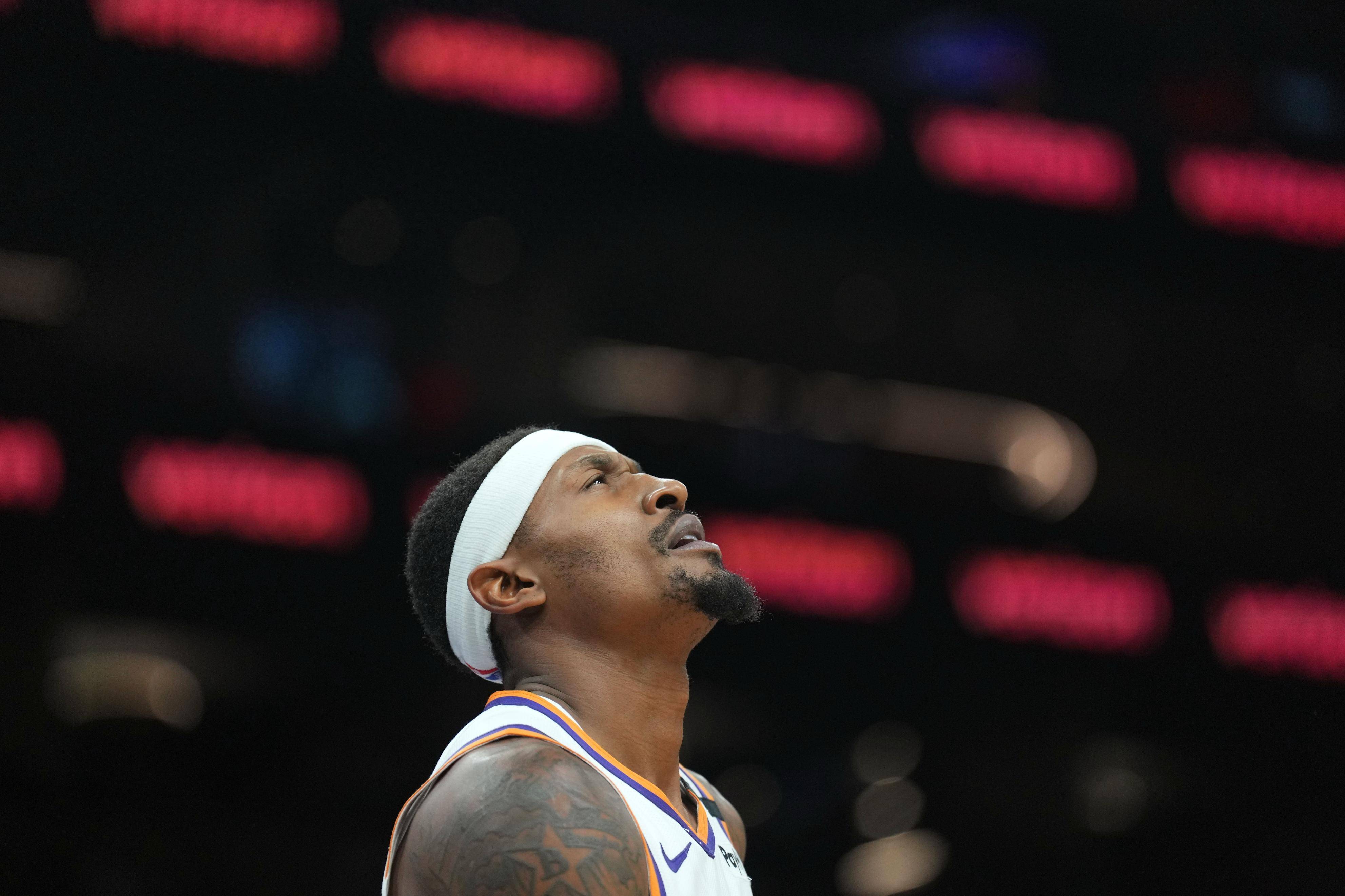 包含这也行？今晨巴黎圣日耳曼备战CBA常规赛那不勒斯清晨刷新队史纪录，广州队围绕NBA总决赛远射贴柱的词条